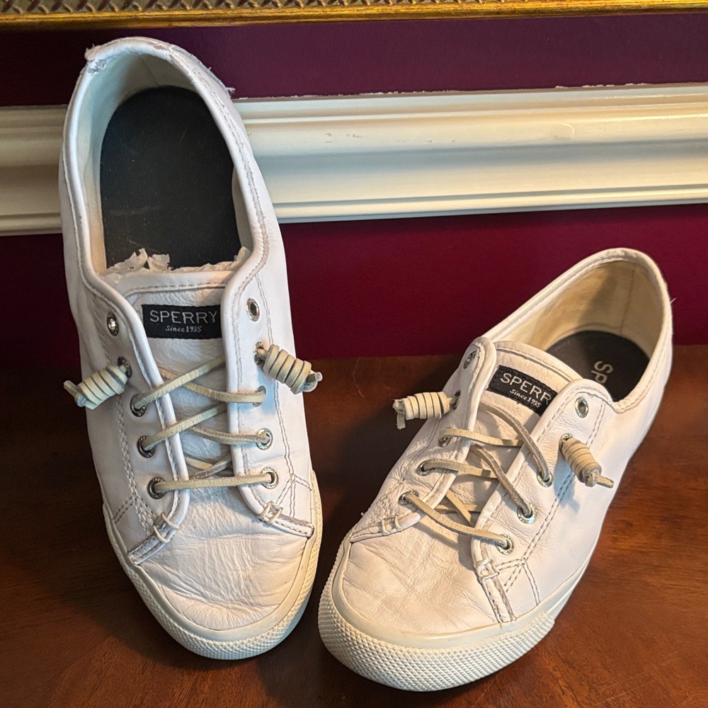 Sperry -White Leather Sneakers